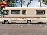 1990 Fleetwood Bounder Photo #2