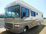 2000 Fleetwood Bounder Photo #2