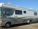 2000 Fleetwood Bounder Photo #8