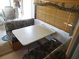 2000 Fleetwood Bounder Photo #18