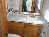 2000 Fleetwood Bounder Photo #24