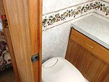 2000 Fleetwood Bounder Photo #25