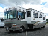 2000 Fleetwood Bounder Photo #2