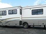 2000 Fleetwood Bounder Photo #5