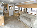 2000 Fleetwood Bounder Photo #10