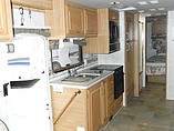 2000 Fleetwood Bounder Photo #11