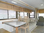 2000 Fleetwood Bounder Photo #13