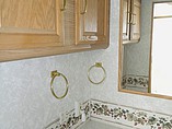2000 Fleetwood Bounder Photo #25