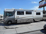 2000 Fleetwood Bounder Photo #2