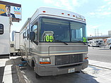 2000 Fleetwood Bounder Photo #4