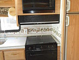 2000 Fleetwood Bounder Photo #15