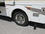 2001 Fleetwood Bounder Photo #9