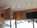 2001 Fleetwood Bounder Photo #25