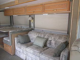2001 Fleetwood Bounder Photo #41
