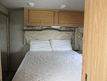 2001 Fleetwood Bounder Photo #48