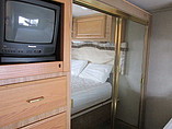 2001 Fleetwood Bounder Photo #51