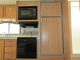 2001 Fleetwood Bounder Photo #66