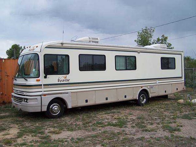 95 Fleetwood Bounder