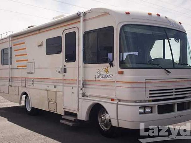 1991 Fleetwood Bounder Photo