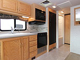 2002 Fleetwood Bounder Photo #6