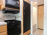 2002 Fleetwood Bounder Photo #10