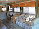 2002 Fleetwood Bounder Photo #9