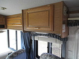 1999 Fleetwood Bounder Photo #16