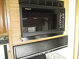 1999 Fleetwood Bounder Photo #21