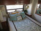 2003 Fleetwood Bounder Photo #11