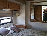 2003 Fleetwood Bounder Photo #17