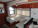 2004 Fleetwood Bounder Photo #7