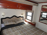 2004 Fleetwood Bounder Photo #12