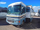 2005 Fleetwood Bounder Photo #4