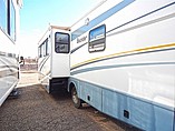 2005 Fleetwood Bounder Photo #7