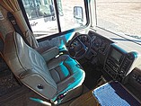 2005 Fleetwood Bounder Photo #9