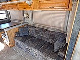 2005 Fleetwood Bounder Photo #10