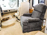2005 Fleetwood Bounder Photo #5