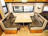 2005 Fleetwood Bounder Photo #6