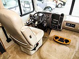 2005 Fleetwood Bounder Photo #17