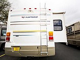 2005 Fleetwood Bounder Photo #22