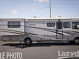 2005 Fleetwood Bounder Photo #2