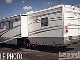 2005 Fleetwood Bounder Photo #3