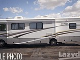 2005 Fleetwood Bounder Photo #4