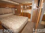 2005 Fleetwood Bounder Photo #10