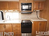2005 Fleetwood Bounder Photo #11