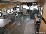 2005 Fleetwood Bounder Photo #2