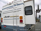 2005 Fleetwood Bounder Photo #6