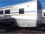2006 Fleetwood Bounder Photo #7