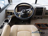 2006 Fleetwood Bounder Photo #15