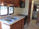 2006 Fleetwood Bounder Photo #6